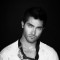 Tyler Hoechlin Photo