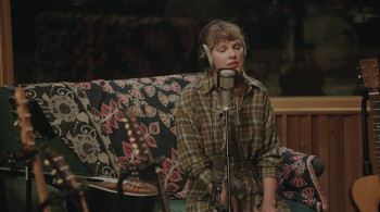 Taylor Swift: Folklore: The Long Pond Studio Sessions (2020) download