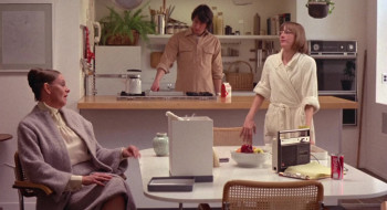 Interiors (1978) download