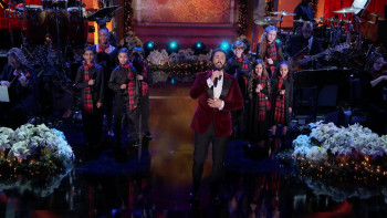 Josh Groban & Friends: Home for the Holidays (2024) download