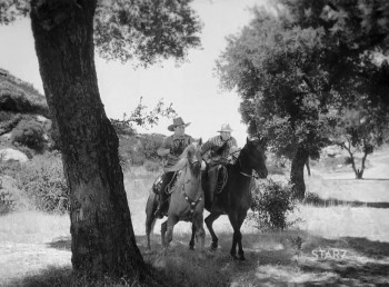 Raiders of San Joaquin (1943) download