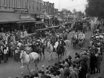 Rain or Shine (1930) download