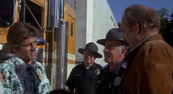 Smokey and the Bandit (1977) download