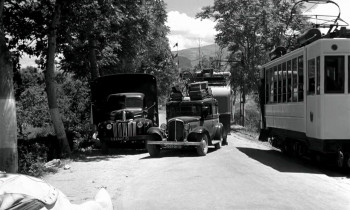 Taxi, Trailer and Corrida (1958) download