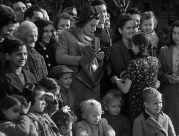 The Children Are Watching Us (1943) download